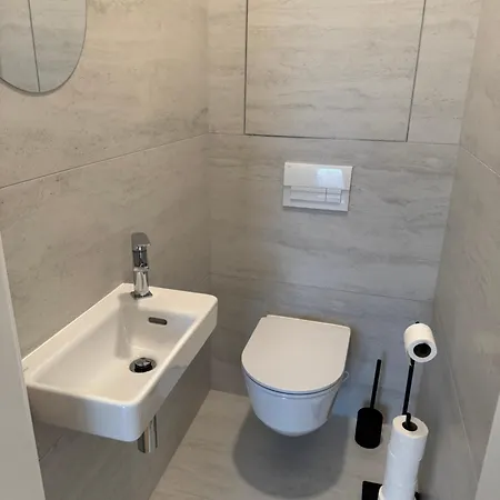 Apartment Kesselbauer Near Prezident Palace
